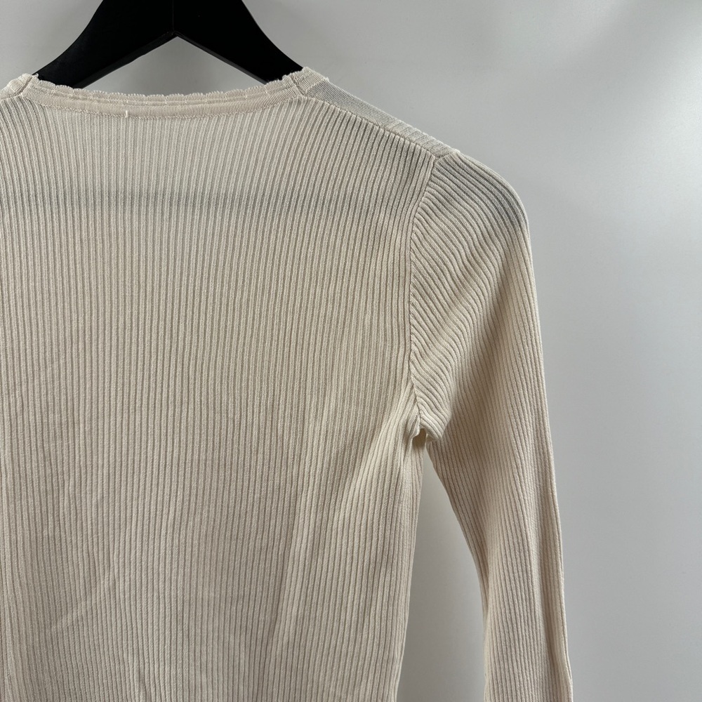 Ivory / Cream Lightweight Ribbed Sweater – Floral Embroidery, Button Front, S/M - Picture 6 of 7